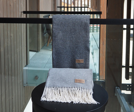 Koc wełniany z kaszmirem Eskimo Switzerland Milano H43E0-180 130x200 Anthracite