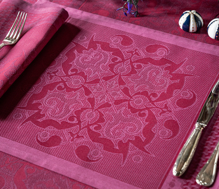 Podkładki na stół Le Jacquard Français Palais Vénitien Pourpre 4 szt.