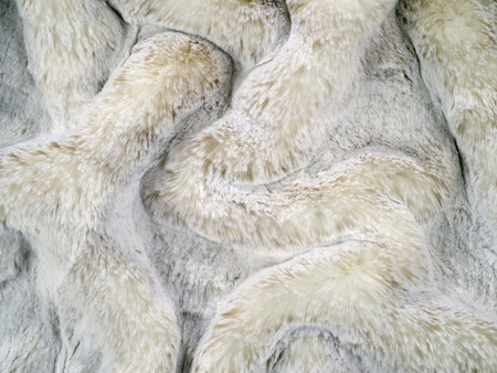 Koc futrzany Eskimo Switzerland Royal H4164-132 3 rozmiary Crystal